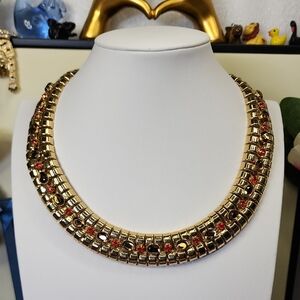 Elegant Gold Tone Egyptian Revival Style Necklace